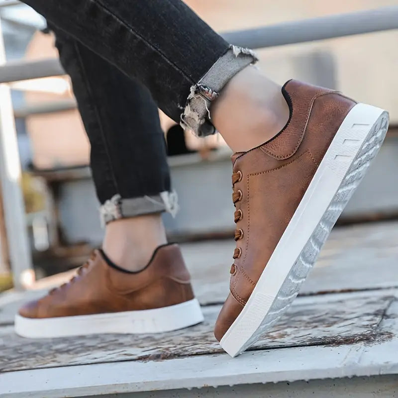 Urban Class™ – Zapatillas Casual de Cuero Sintético