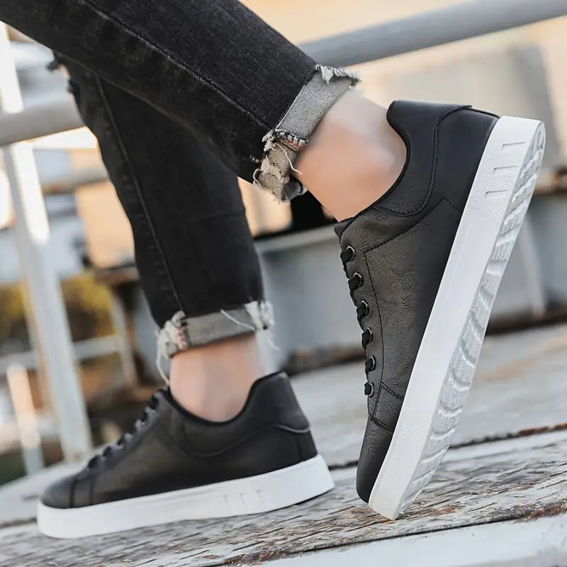 Urban Class™ – Zapatillas Casual de Cuero Sintético