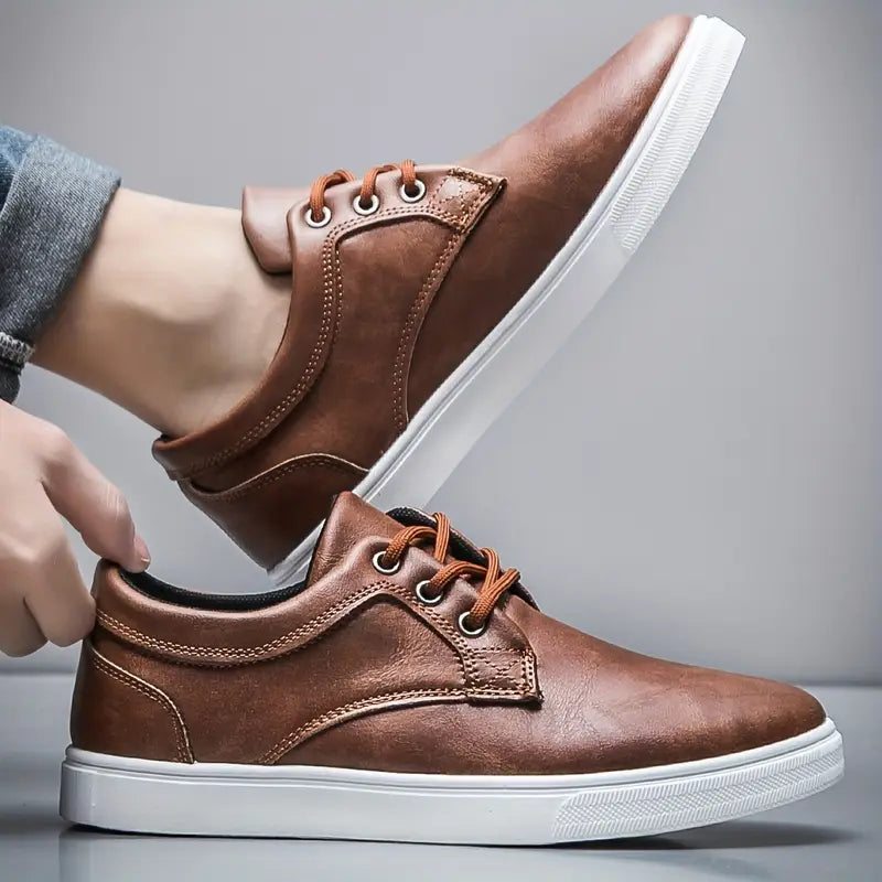 Urban Class™ – Zapatillas Casual de Cuero Sintético