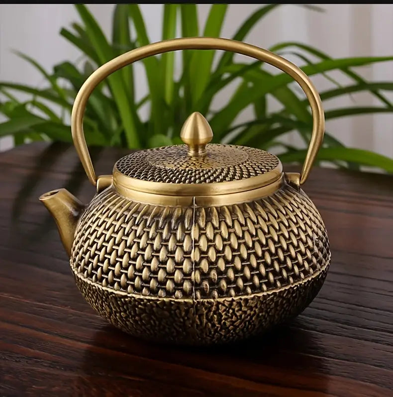 🏺✨ Tetera Premium de Latón Estilo Oriental – Arte y Tradición por Iwachu Design 🫖🌸