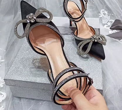 Royal Glam Tacones con pedrería de lujo