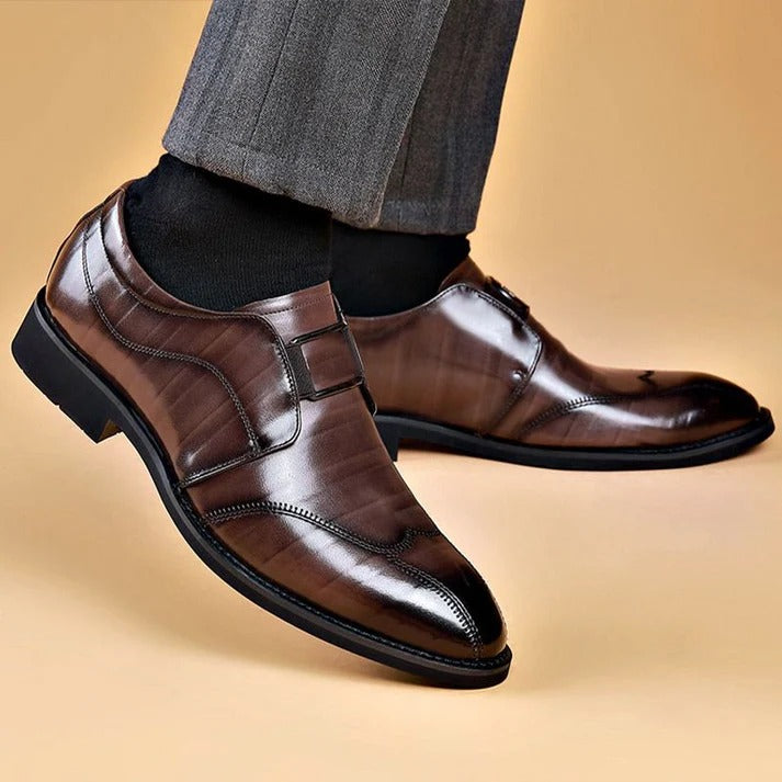 Zapatos de vestir clásicos sin cordones tipo brogue para hombre