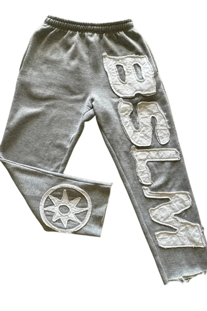 Amber | Pantalones deportivos BSLM: ¡Comodidad, estilo y un look atrevido!