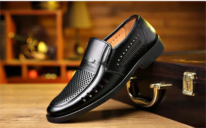 Nuevos zapatos casuales de cuero para hombre