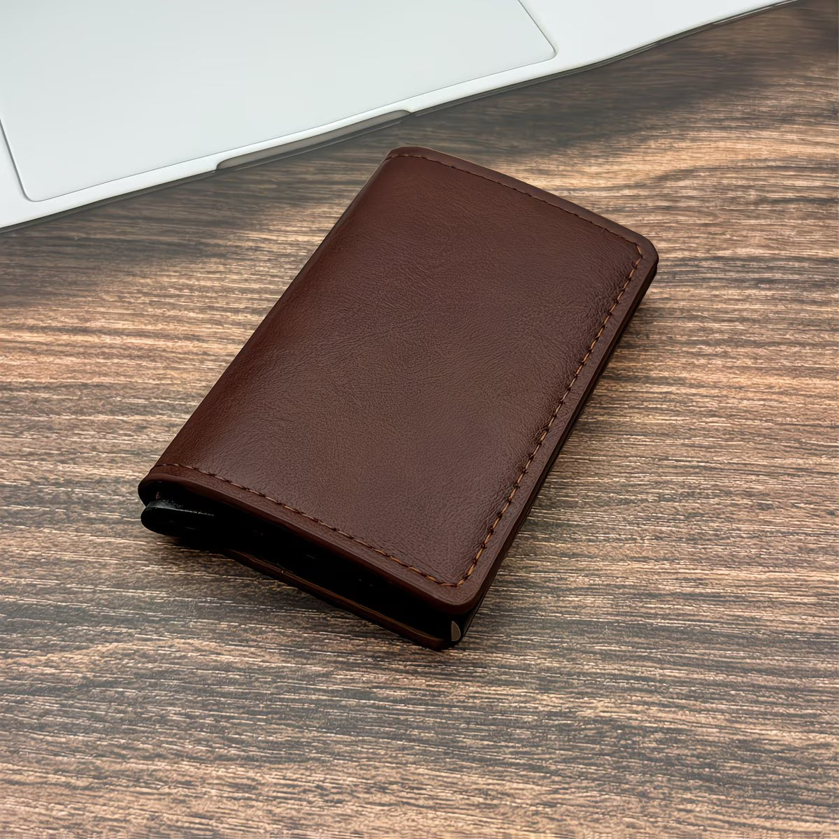 Cartera de hombre de fibra de carbono con tarjetero