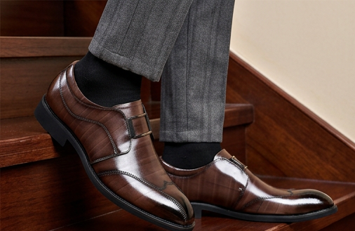 Zapatos de vestir clásicos sin cordones tipo brogue para hombre